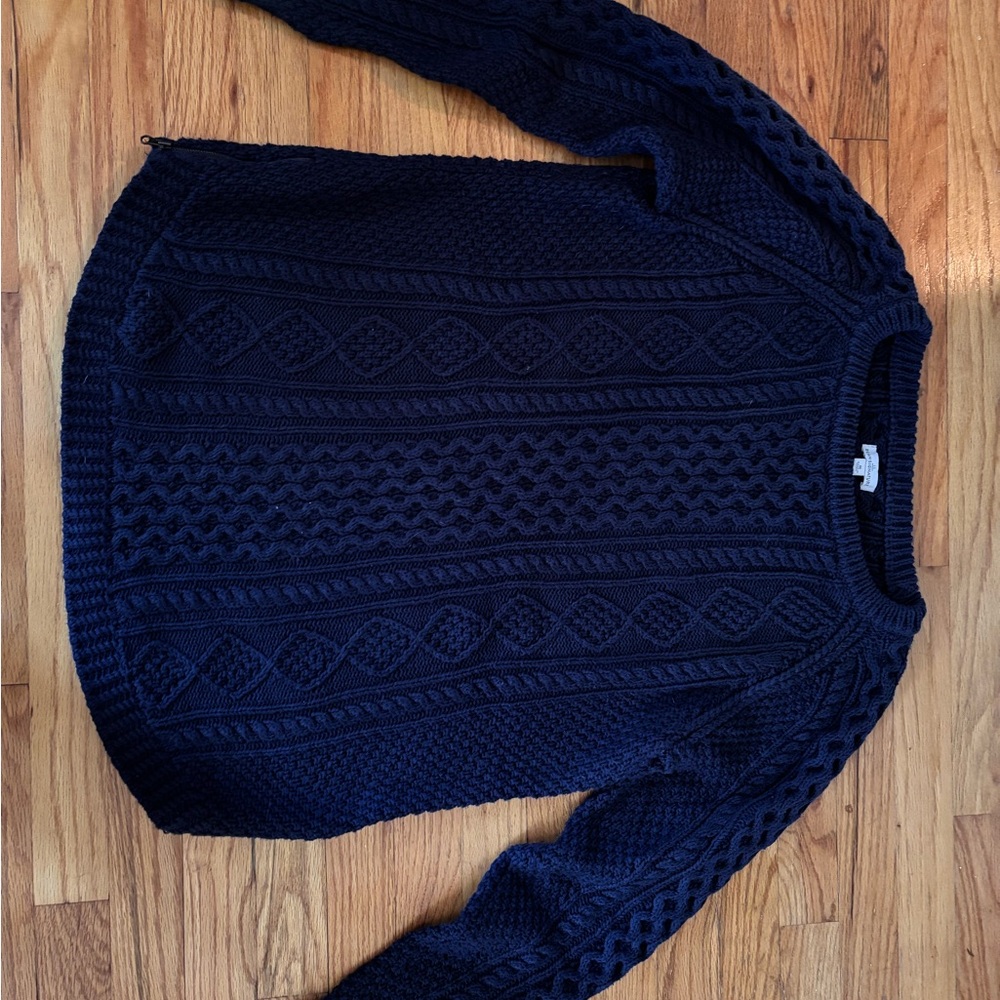 LL Bean Signature women’s cable knit sweater, size medium